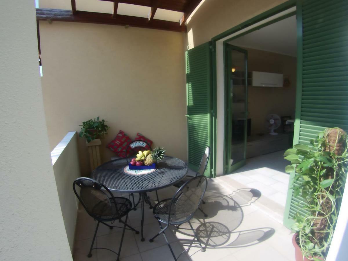 Baia Verde Via Dei Ginepri กัลลีโปลี ภายนอก รูปภาพ